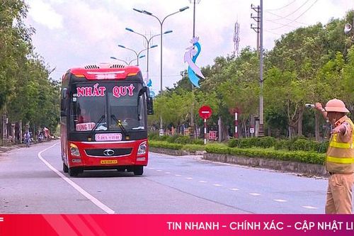 Siết chặt quản lý vận tải hành khách dịp 2/9