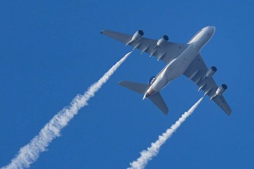 Châu Âu nhập khẩu kỷ lục nhiên liệu máy bay từ châu Á