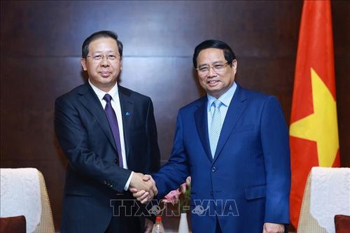 Thủ tướng Phạm Minh Chính tiếp một số lãnh đạo tập đoàn hàng đầu của Trung Quốc