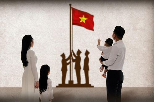 Xúc động trước bộ ảnh lan tỏa tình yêu Tổ quốc trước thềm 2/9 của gia đình MC VTV Hạnh Phúc