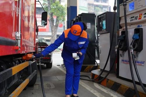 Giá xăng dầu có thể đội thêm 4.000 đồng/lít từ 2027