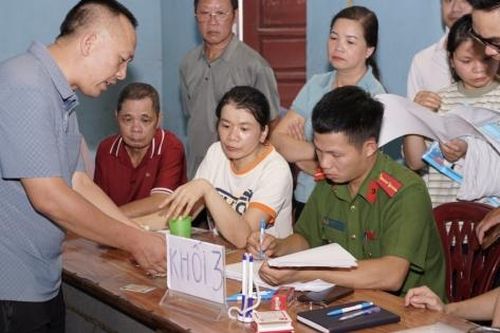 Lạng Sơn: Không khí phấn khởi ngày đầu chi trả quà Quốc khánh