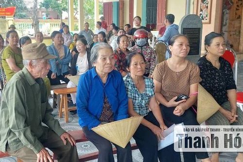 Xã Yên Trường trao quà cho hơn 29 nghìn người dân đón Tết Độc lập