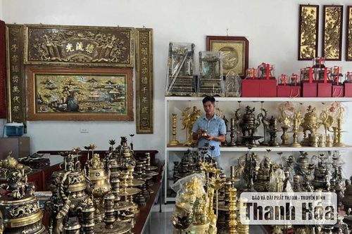 Giữ 'lửa' nghề truyền thống của cha ông
