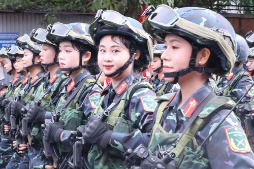 Nữ chiến sĩ ở An Giang hai lần tham gia diễu binh