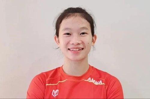 Võ sĩ Triệu Thu Thủy giành huy chương Đồng lịch sử tại MMA trẻ châu Á 2025