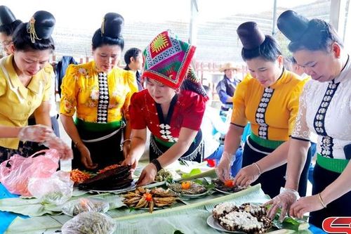 Thi ẩm thực, trưng bày mâm cỗ truyền thống
