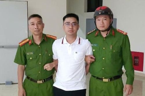Hiến dâng tuổi thanh xuân cho cuộc sống bình yên