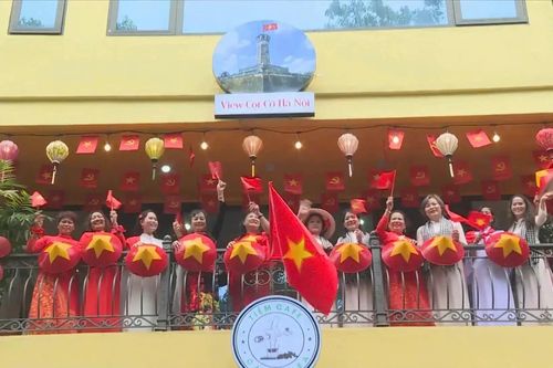 Lan tỏa hình ảnh lá cờ Việt Nam tới bạn bè quốc tế