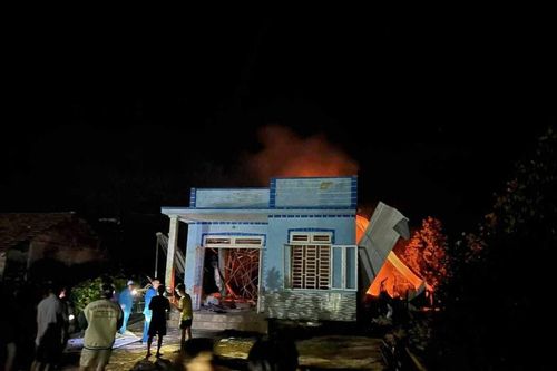 Nổ lớn trong đêm ở Lâm Đồng, một ngôi nhà đổ sập