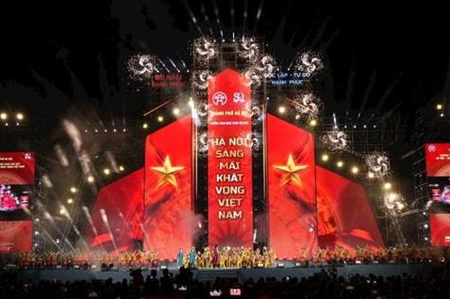 Chương trình nghệ thuật đặc biệt 'Hà Nội - Sáng mãi khát vọng Việt Nam': Tỏa sáng Thủ đô hiện đại, sáng tạo, vươn mình cùng dân tộc
