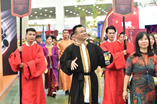 NSND Tự Long đóng 'thầy mo' trong phim điện ảnh 'Hộ Linh tráng sĩ'