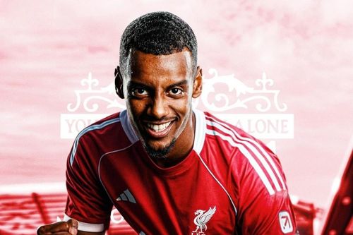 Isak đổi đời ở Liverpool