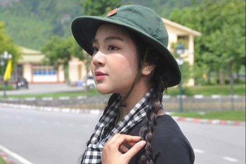 Lộ thành tích khủng, 'nữ du kích' TP.HCM viral khắp cõi mạng