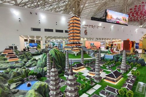 Tự hào và khát vọng lan tỏa từ Triển lãm Thành tựu đất nước