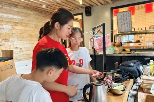 'Ngõ nhỏ, phố nhỏ'... tình tôi ở đó