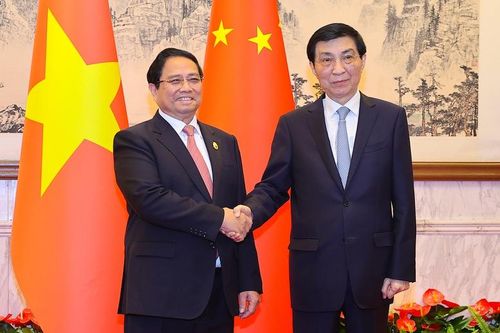 Thủ tướng Phạm Minh Chính hội kiến Chủ tịch Chính hiệp toàn quốc Trung Quốc