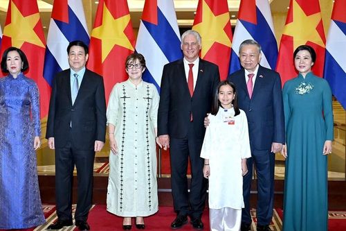 Chiêu đãi cấp Nhà nước chào mừng Bí thư Thứ nhất, Chủ tịch nước Cuba Miguel và Phu nhân