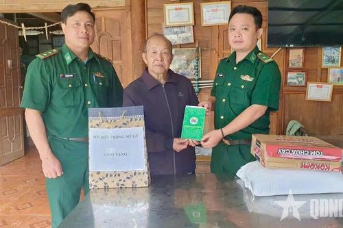 Tết Độc lập ở vùng lũ miền Trung