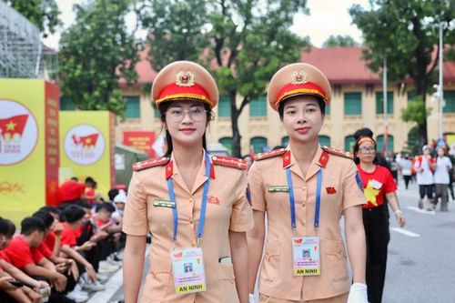 Những 'bông hoa thép' trên Quảng trường Ba Đình trong ngày Đại lễ