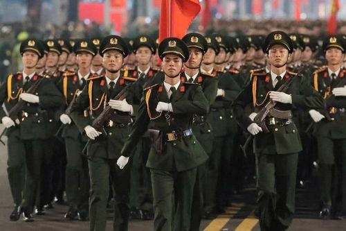 Nam sinh tự hào được làm Khối trưởng của Khối Hậu cần - Kỹ thuật Công an nhân dân trong đợt diễu hành A80 Lịch sử