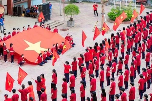 Quốc khánh 2/9: Nhà trường khơi tình yêu quê hương đất nước, lòng biết ơn và trách nhiệm với tương lai dân tộc của thế hệ học sinh
