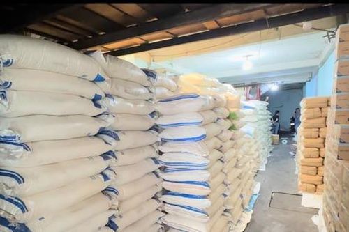Xử lý nghiêm hành vi buôn bán, vận chuyển, tàng trữ trái phép đường cát nhập lậu