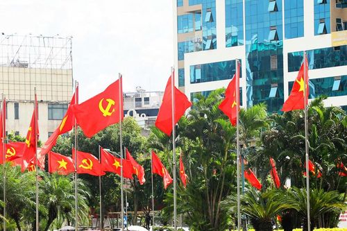 Bắc Ninh - Rực rỡ cờ hoa chào mừng Ngày Lễ lớn