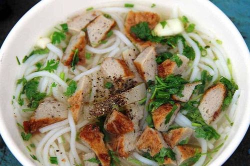 Bình dị tô bánh canh chả cá Nha Trang
