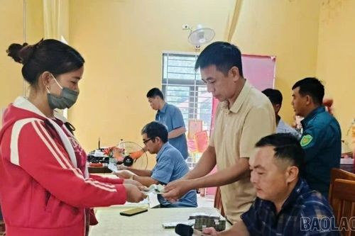 Lào Cai hoàn thành trao quà Tết Độc Lập cho khoảng 80% người dân