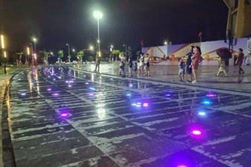 Khánh thành Quảng trường Văn hóa Thể thao thành phố