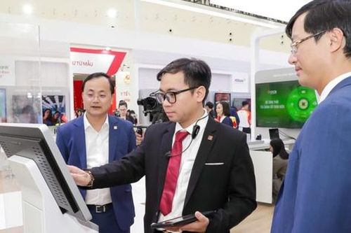 Quầy giao dịch thông minh của Agribank sẽ phủ sóng toàn quốc với 2.200 điểm giao dịch
