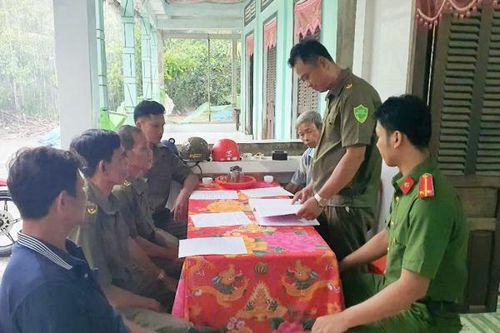 Tấm gương sáng giữ bình yên ở cơ sở