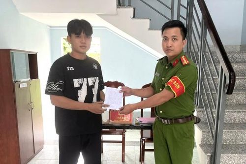 Nhận lại 120 triệu đồng, nam thanh niên xúc động viết thư cảm ơn Công an xã