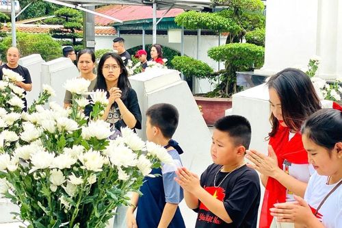 Tết Độc lập ở Khu di tích Quốc gia đặc biệt