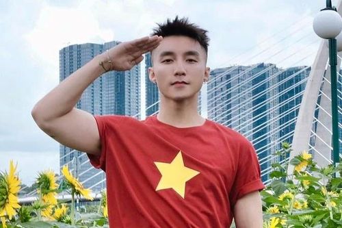 Sơn Tùng, Hải Tú cùng dàn sao mừng lễ Quốc khánh