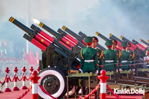 21 phát đại bác khai hỏa mở màn chào mừng Lễ kỷ niệm 80 năm Quốc khánh