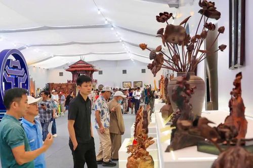 Tinh hoa phố nghề Hà Nội - Bản sắc ngàn năm văn hiến trong hơi thở đương đại