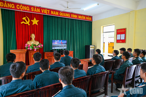 Vui Tết Độc lập, sẵn sàng chiến đấu cao tại Tiểu đoàn Căn cứ Sân bay Tân Sơn Nhất