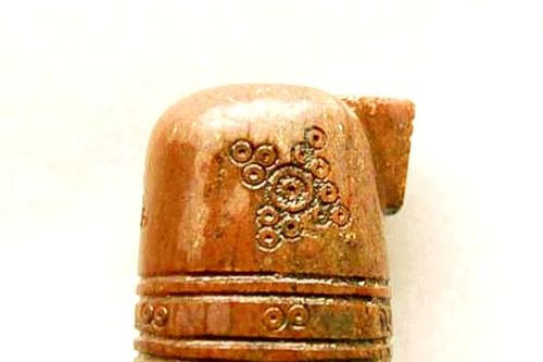 Sửng sốt trước quân cờ vua Trung Cổ, chứa dấu ấn Ả Rập