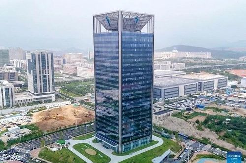Cận cảnh tòa nhà đầu tiên thế giới không phát thải carbon