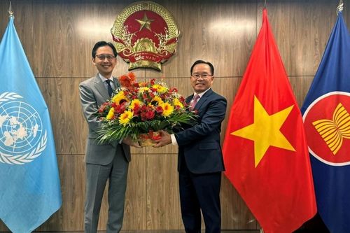 Phái đoàn Lào tại Liên hợp quốc chúc mừng 80 năm Quốc khánh Việt Nam