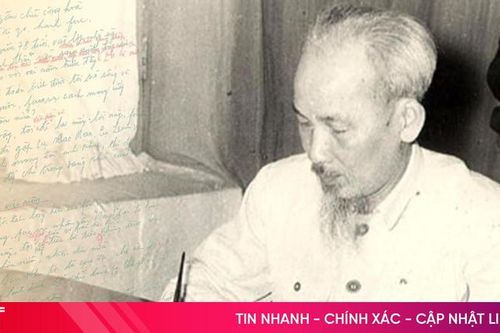 Lời Bác dặn còn âm vang sông núi...