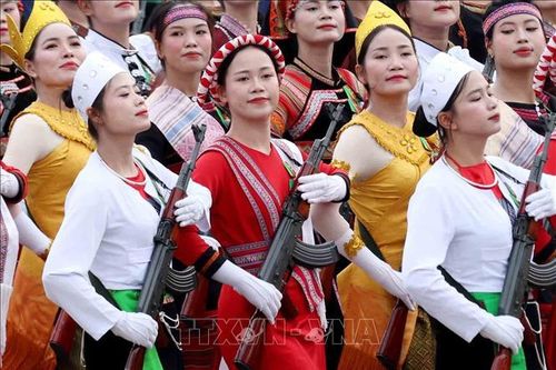Màn diễu hành thể hiện sức mạnh của tinh thần đại đoàn kết, ý chí và niềm tin