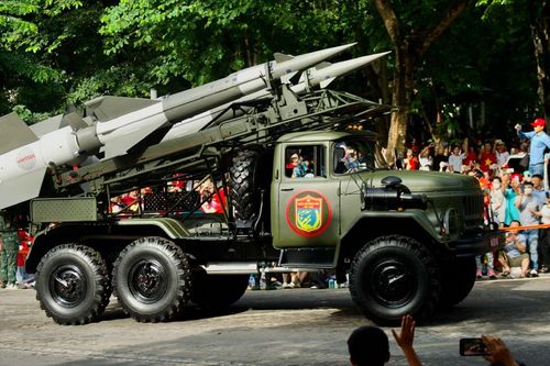Hé lộ uy lực 5 khí tài công nghệ cao của Viettel lần đầu trình diễn trên Quảng trường Ba Đình