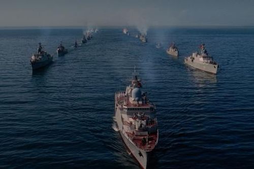 Tàu ngầm, hộ vệ, tên lửa cùng hội tụ trong đội hình diễu binh mừng Quốc khánh 2/9 trên biển