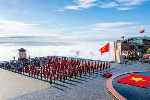 Sun Paradise Land ba miền hòa chung tự hào 80 năm Quốc khánh Việt Nam