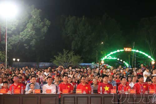 Tuần Giáo chào mừng 80 năm Cách mạng tháng Tám và Quốc khánh 2/9