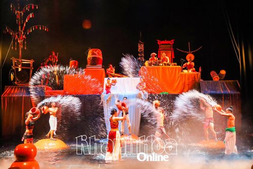 Chum Show - thông điệp về tình yêu thương