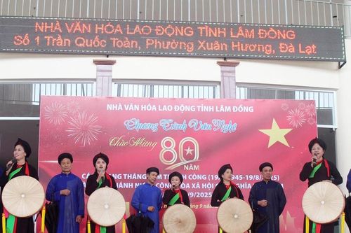 Chương trình văn nghệ chào mừng 80 năm Quốc khánh 2/9